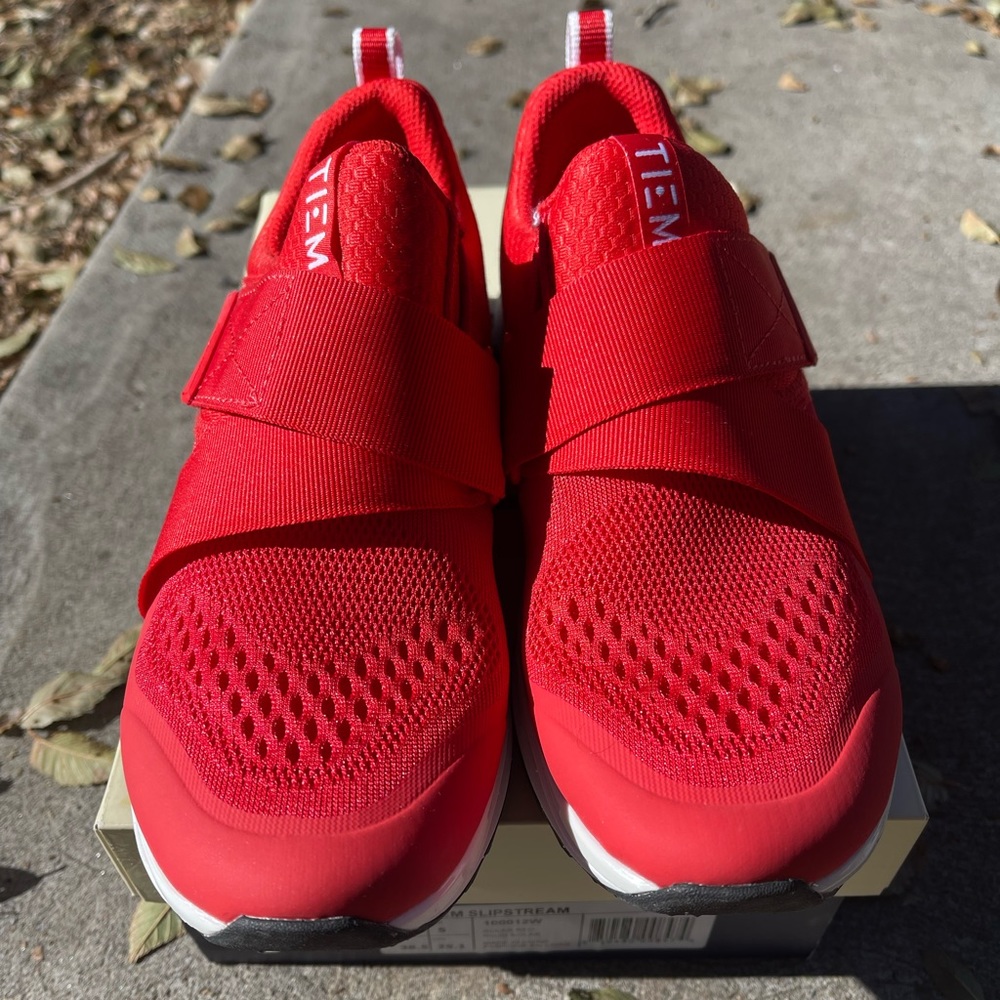 RARE TIEM red with clips